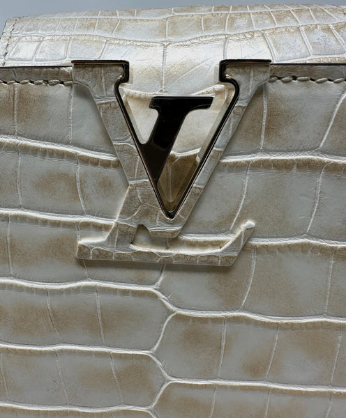 LOUIS VUITTON-Capucines-Small