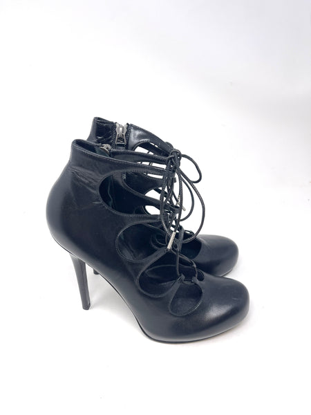 ALEXANDER MCQUEEN-Black Leather Ankle Boots-Size 40