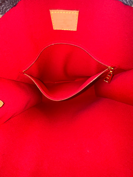 Louis Vuitton Monogram Tote
