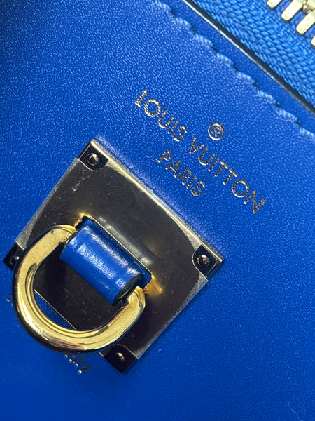 Louis Vuitton City Steamer Sz-M