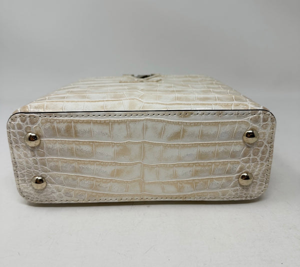 LOUIS VUITTON-Capucines-Small
