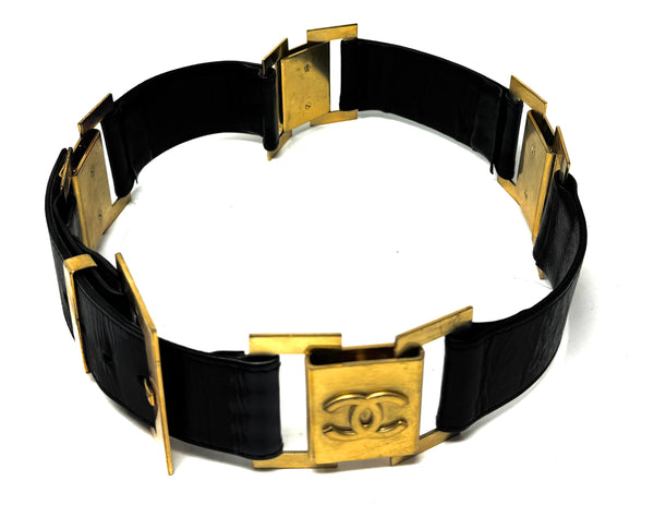 CHANEL-Black/Gold Vintage Belt-Size 75