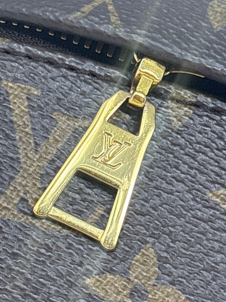Louis Vuitton Monogram Bum Bag