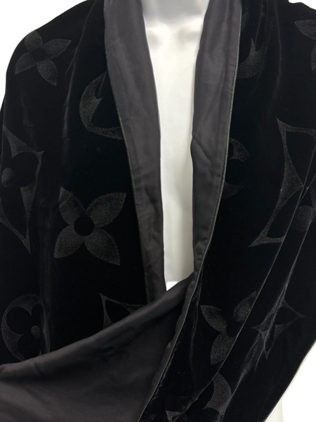 Louis Vuitton-velvet scarf