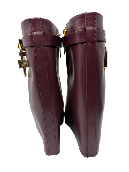 Givenchy-Preloved-Wine Mid Calf Boot W/ Gold Lock Sz-40