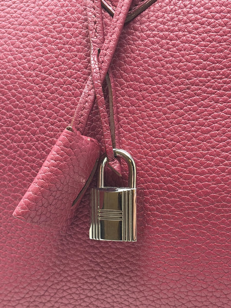 Hermès-Preloved-Victoria || 35 Raspberry Shoulder Tote Bag