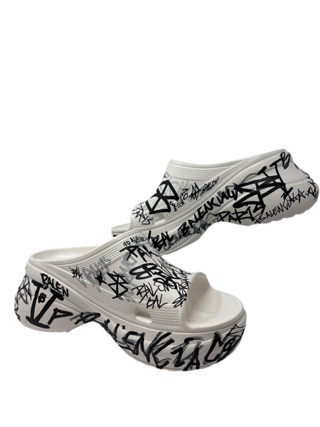 BALENCIAGA pool graffiti crocs