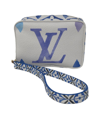 Louis Vuitton Wapity Case