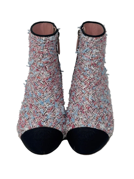 Chanel Pink Tweed Boots Sz-37