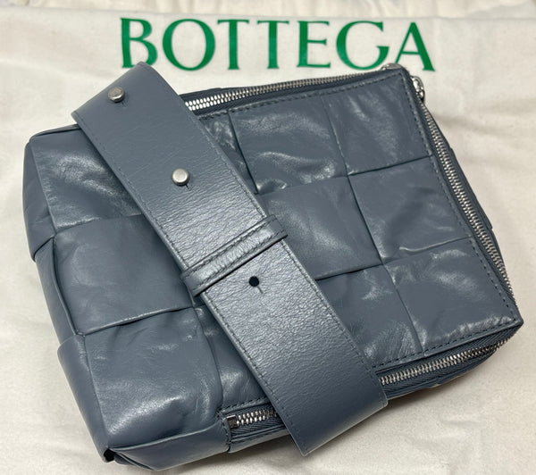 Bottega Veneta cassette sling crossbody bag- grey leather