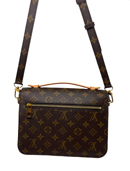 Louis Vuitton Monogram Pochette Metis