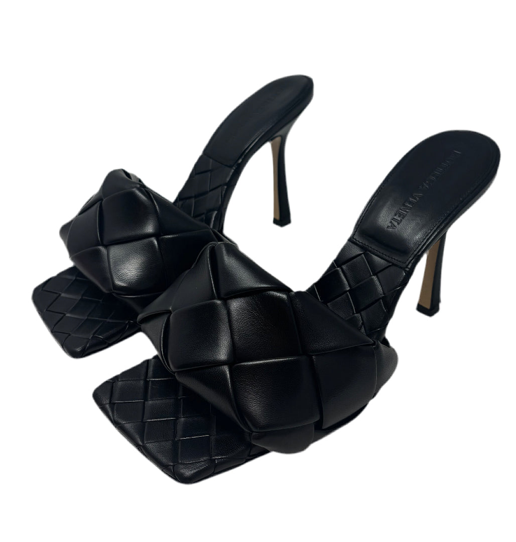 Bottega Veneta Black leather Sandal Heels Size-37