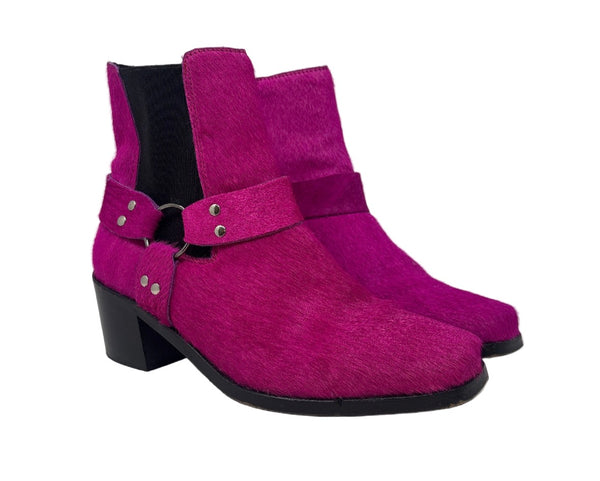 Intentionally Blank Fuscia  Pony Fur Booties - Size 39