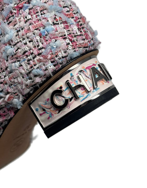 Chanel Pink Tweed Boots Sz-37