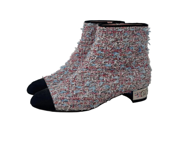 Chanel Pink Tweed Boots Sz-37