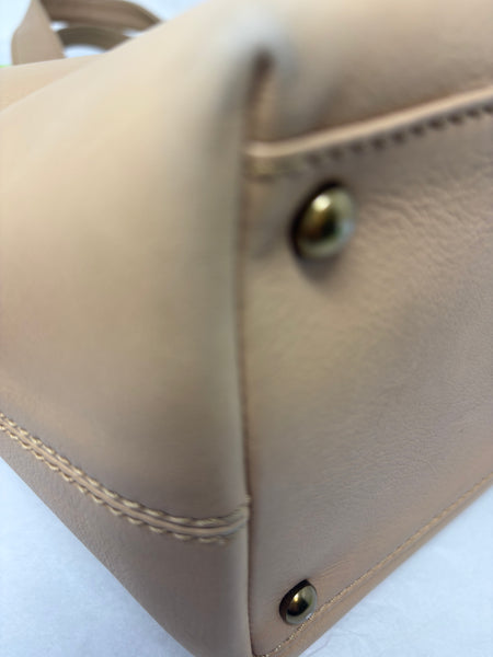 Chanel-Preloved-Vintage Beige Leather Tote with Gold Turn Lock