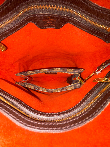 Louis Vuitton-Preloved-Damier Ebene Marais Bucket Bag