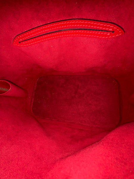 Louis Vuitton-