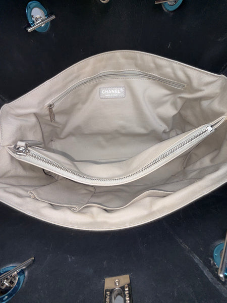 Chanel-Preloved-Be CC Tote Bag With Dustbag